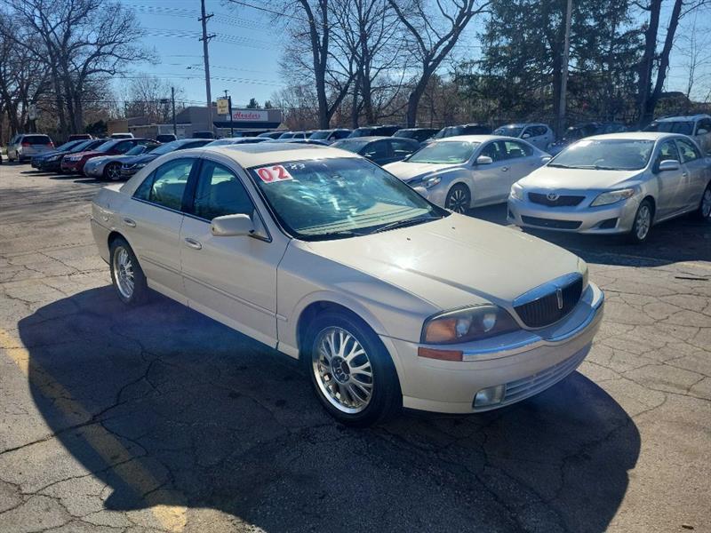 Lincoln LS V8 Base 2002