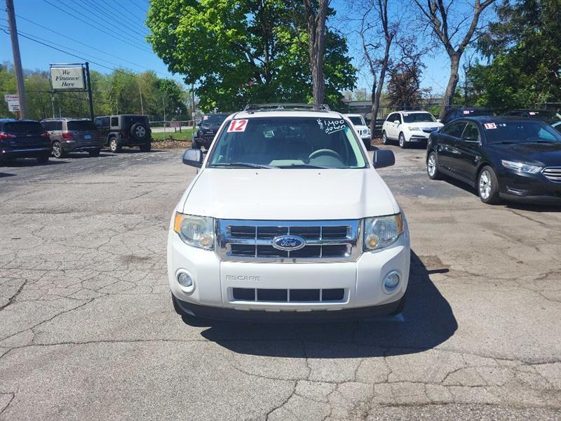 Ford Escape XLT FWD 2012