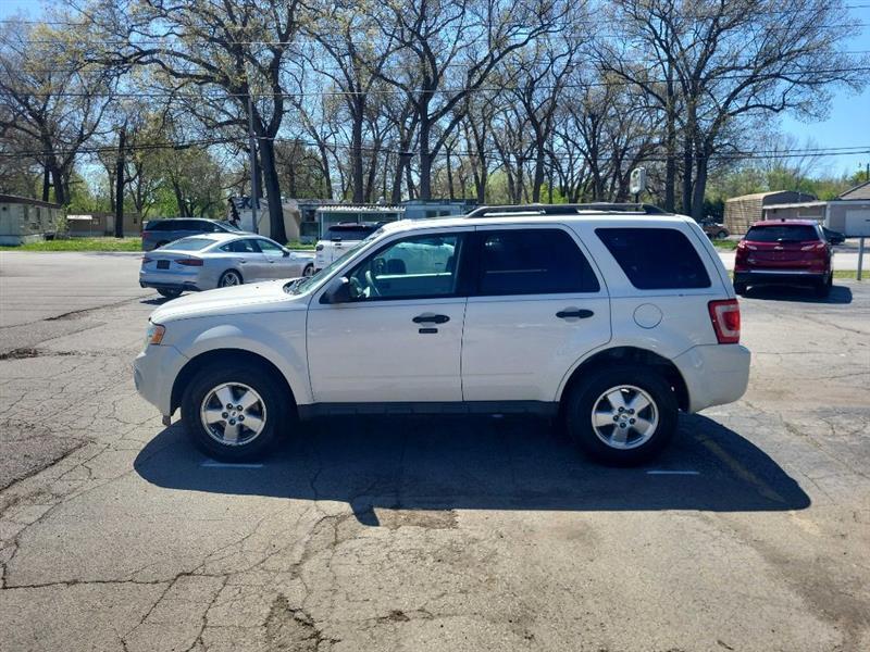 Ford Escape XLT FWD 2012