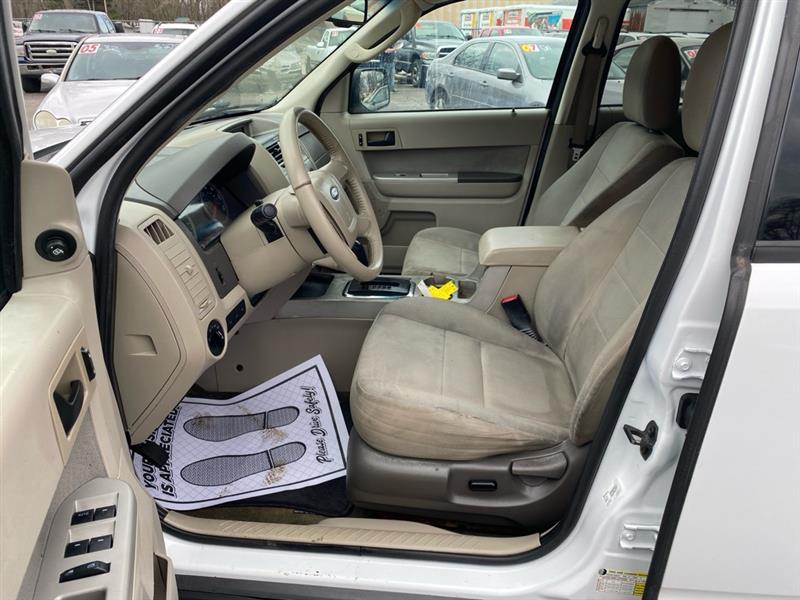 Ford Escape XLT 4WD 2010