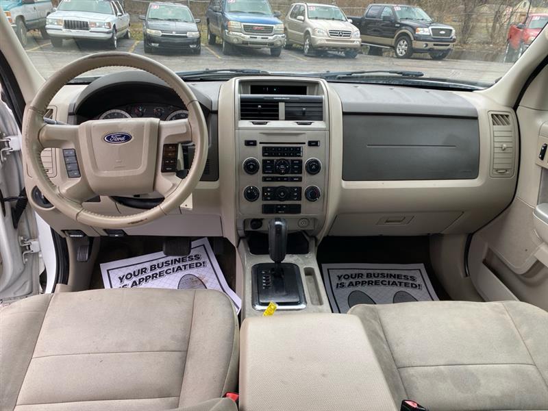 Ford Escape XLT 4WD 2010