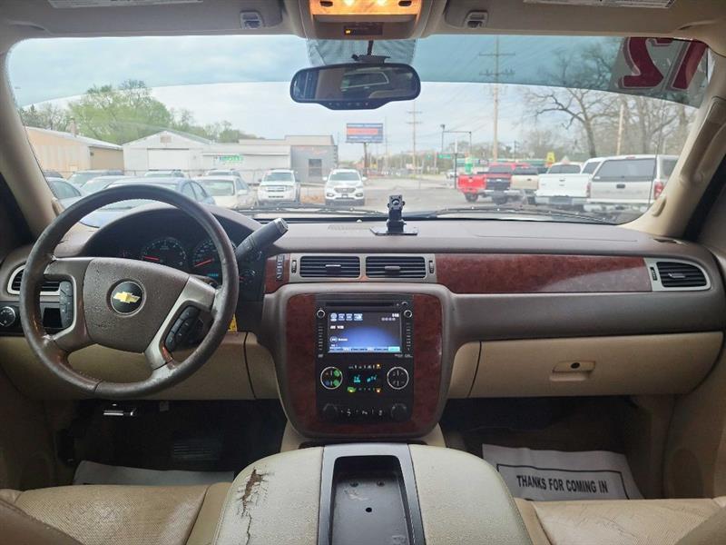Chevrolet Avalanche LTZ 2WD 2012