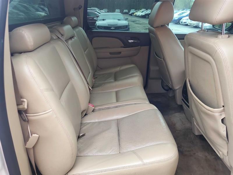 Chevrolet Avalanche LTZ 2WD 2012
