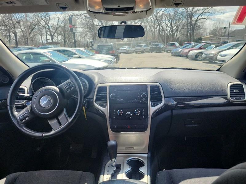 Jeep Grand Cherokee Laredo 4WD 2011