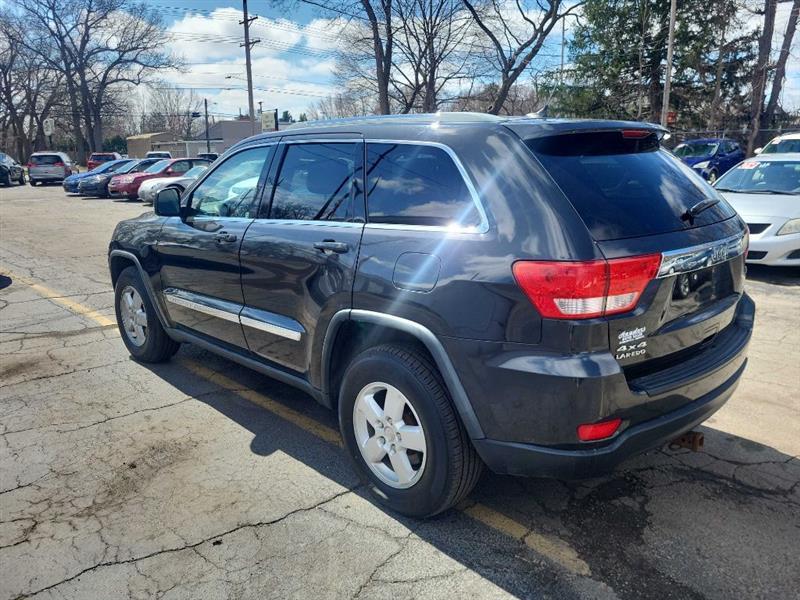 Jeep Grand Cherokee Laredo 4WD 2011