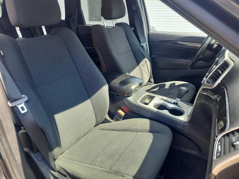 Jeep Grand Cherokee Laredo 4WD 2011