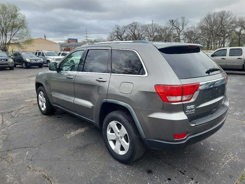 Jeep Grand Cherokee Laredo 4WD 2012