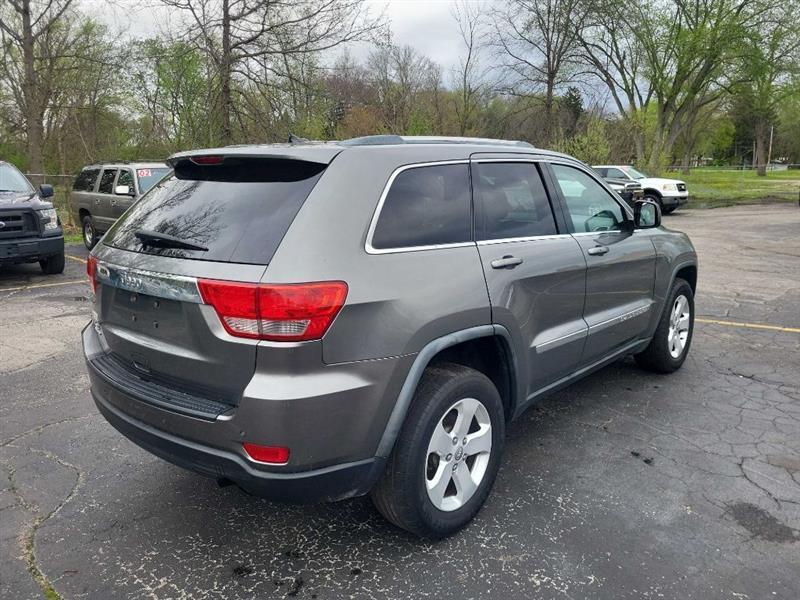 Jeep Grand Cherokee Laredo 4WD 2012