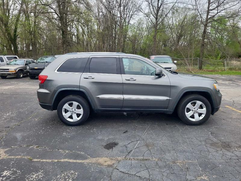 Jeep Grand Cherokee Laredo 4WD 2012