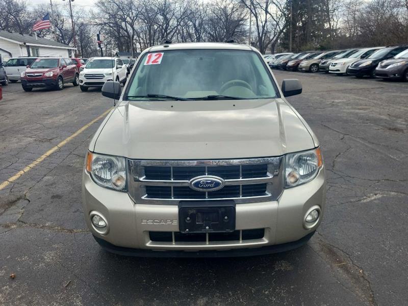 Ford Escape XLT 4WD 2012