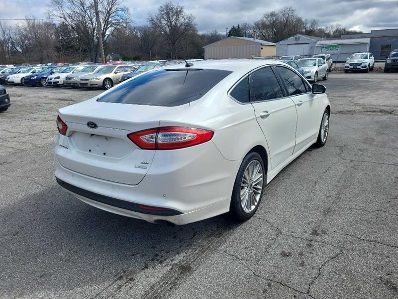 Ford Fusion SE 2014