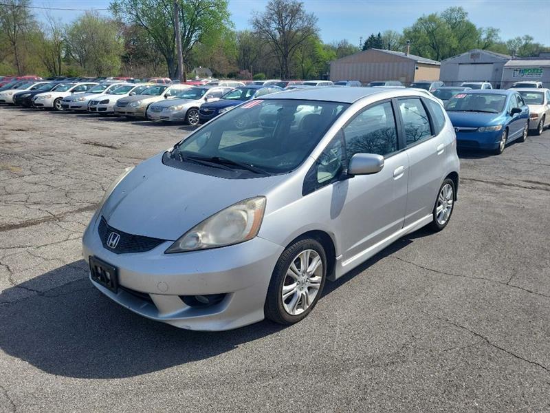 Honda Fit Sport 5-Speed AT 2011