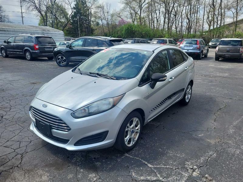 Ford Fiesta SE Sedan 2014