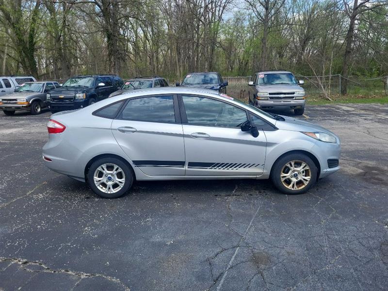 Ford Fiesta SE Sedan 2014