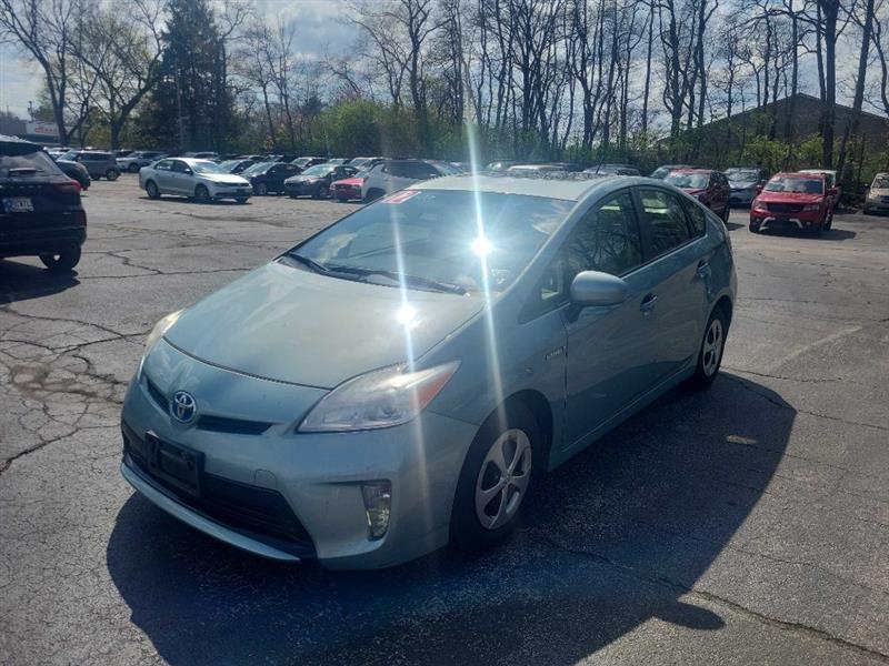 Toyota Prius Prius V 2012