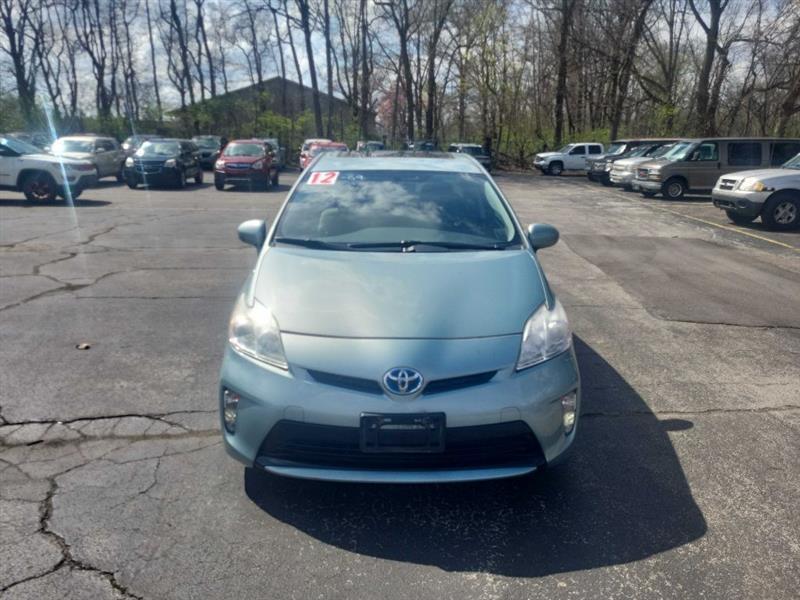 Toyota Prius Prius V 2012