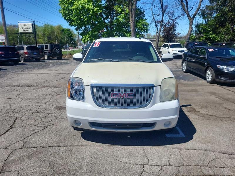 GMC Yukon SLE1 4WD 2011