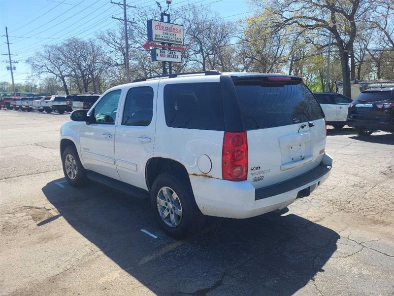 GMC Yukon SLE1 4WD 2011