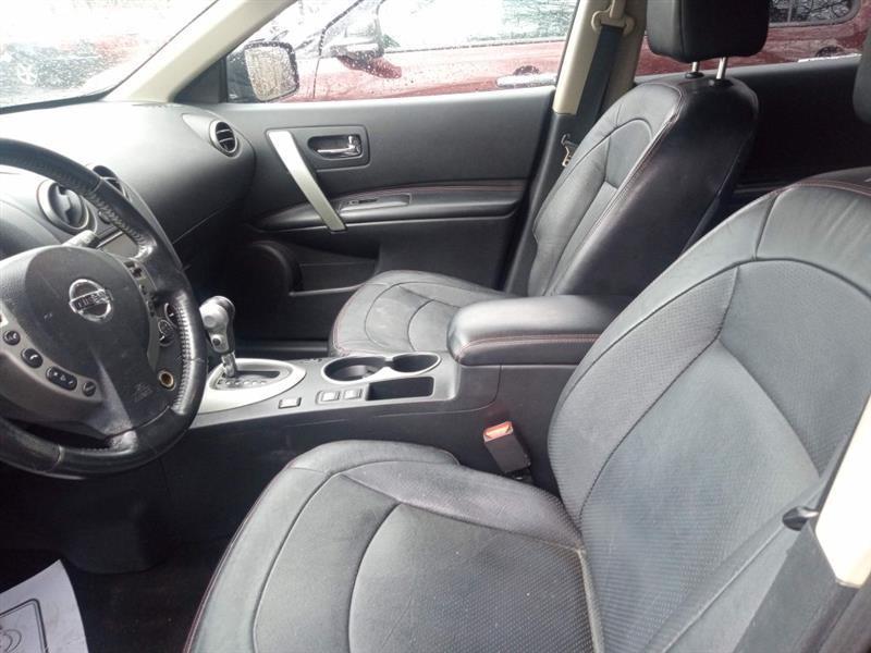 Nissan Rogue S AWD 2012