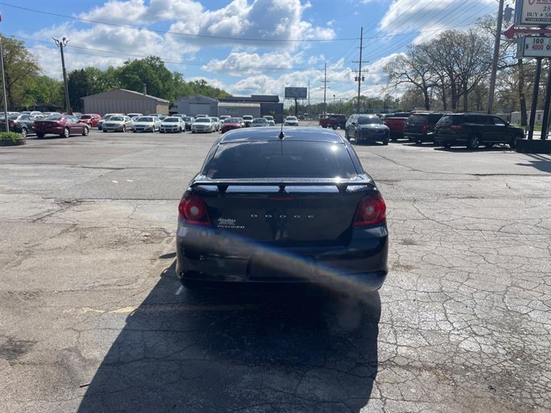 Dodge Avenger Base 2012