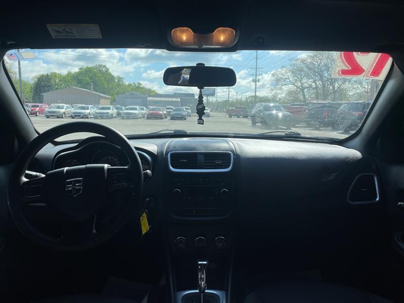 Dodge Avenger Base 2012