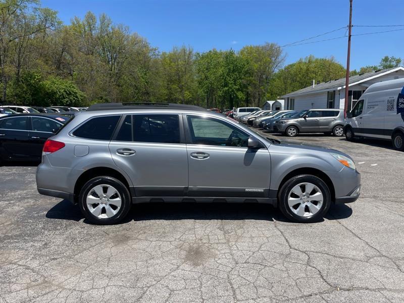Subaru Outback 2.5i Premium 2010