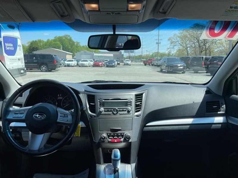 Subaru Outback 2.5i Premium 2010