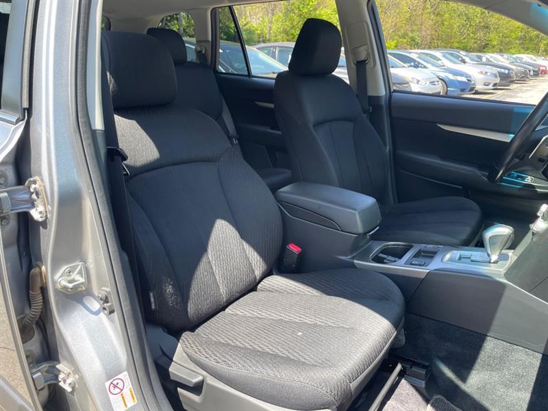 Subaru Outback 2.5i Premium 2010