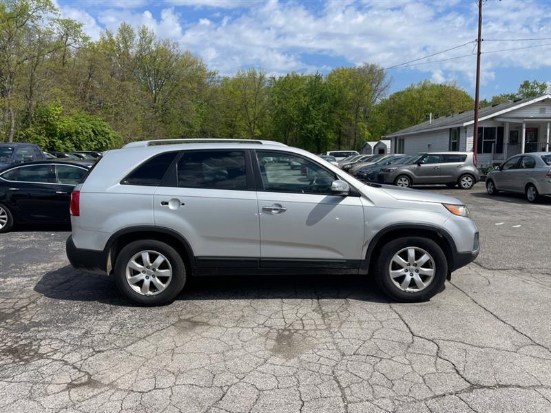 Kia Sorento LX 2WD 2012
