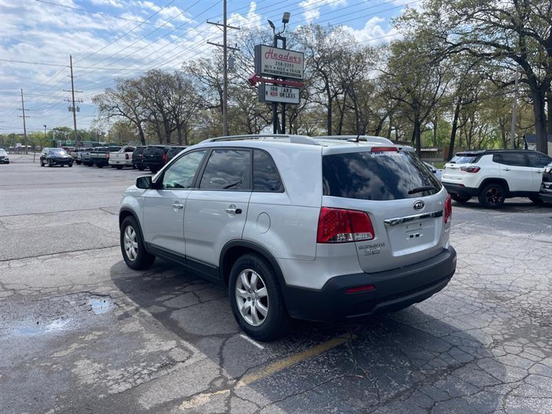 Kia Sorento LX 2WD 2012