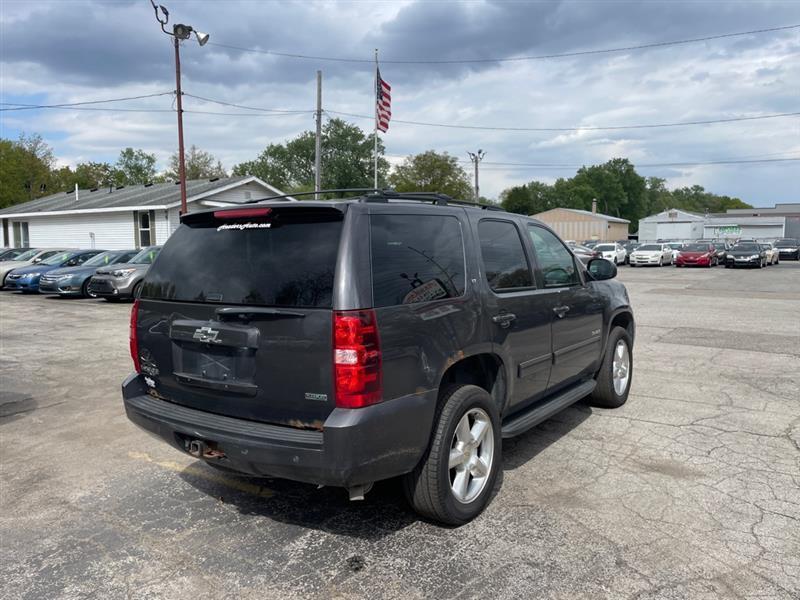 Chevrolet Tahoe LT 4WD 2011