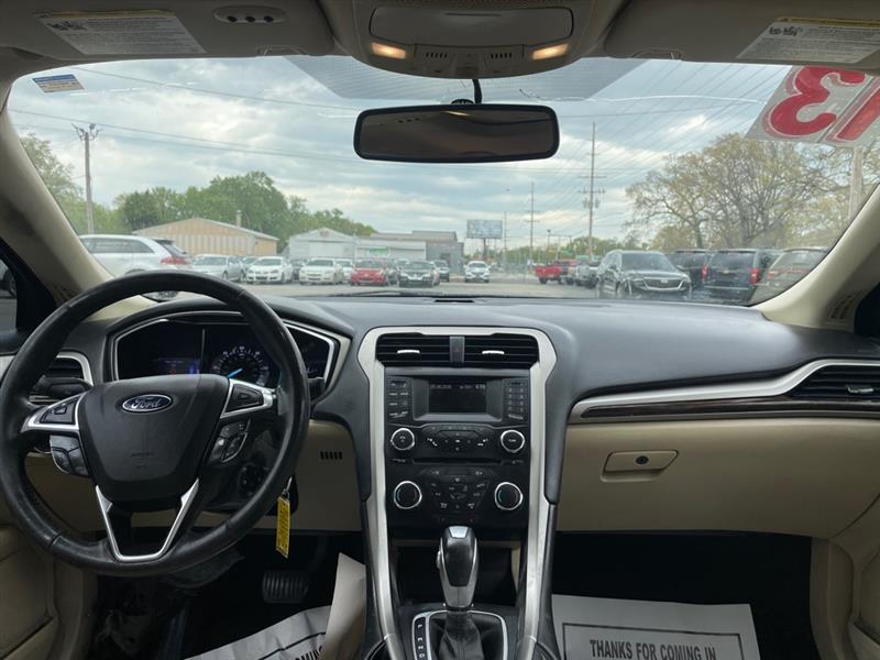 Ford Fusion Hybrid SE 2013