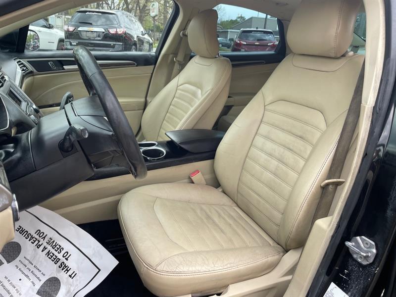 Ford Fusion Hybrid SE 2013