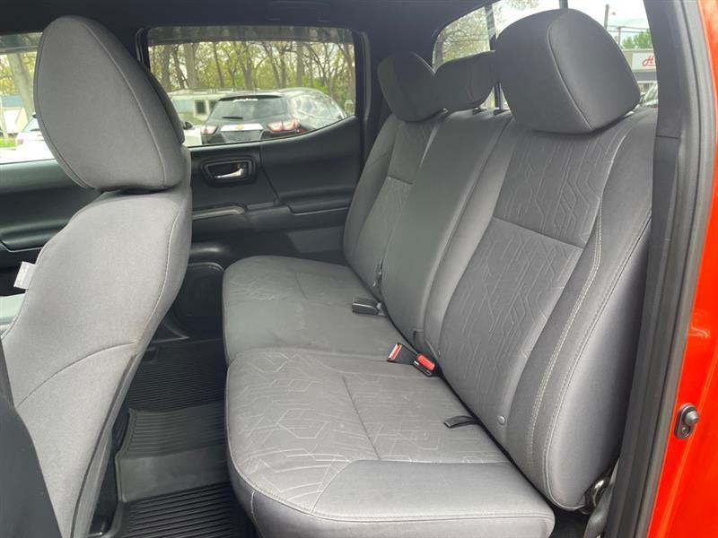 Toyota Tacoma SR5 Double Cab Long Bed V6 6AT 2WD 2017