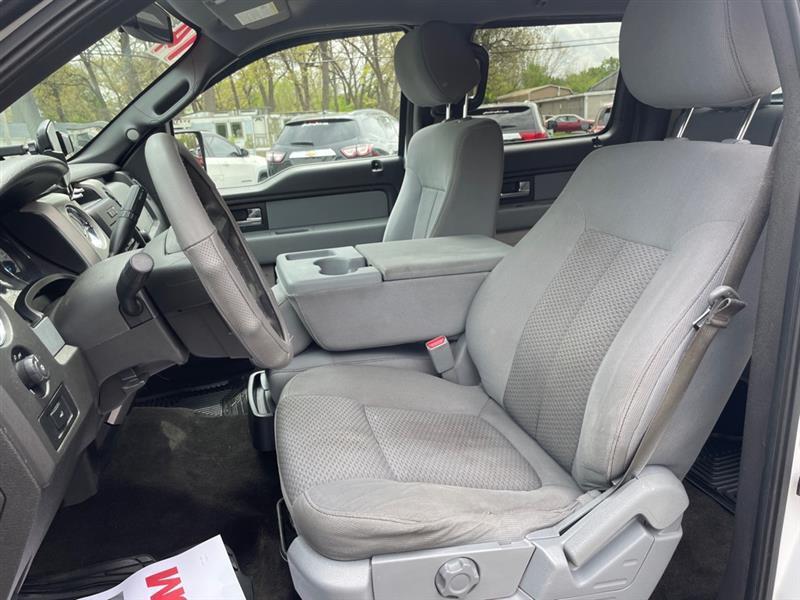 Ford F-150 XL SuperCrew 5.5-ft. Bed 4WD 2014