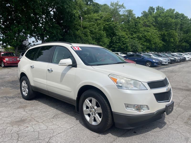 Chevrolet Traverse 2LT FWD 2012
