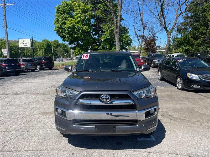 Toyota 4Runner SR5 4WD 2014