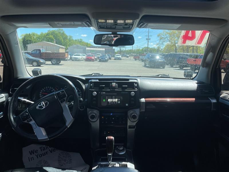 Toyota 4Runner SR5 4WD 2014