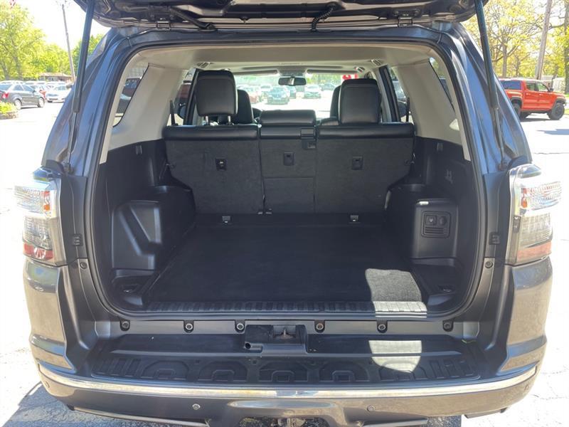 Toyota 4Runner SR5 4WD 2014