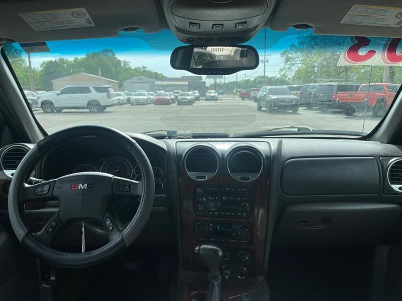 GMC Envoy XL SLE 4WD 2003