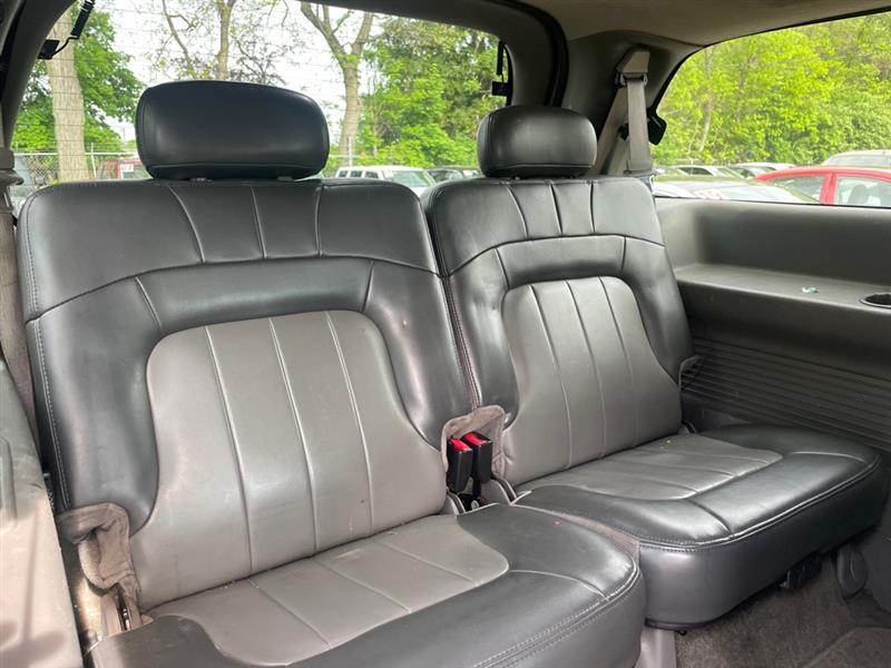 GMC Envoy XL SLE 4WD 2003