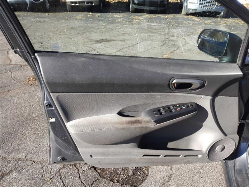 Honda Civic LX Sedan 5-Speed AT 2010