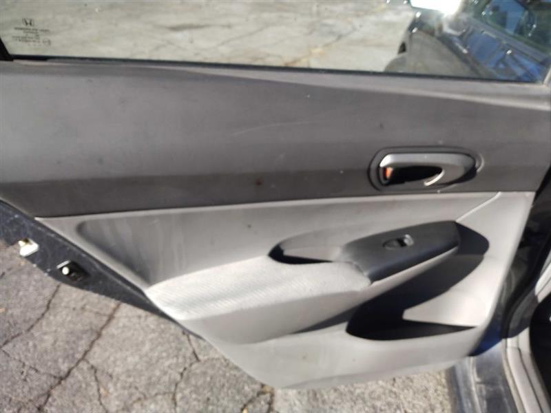 Honda Civic LX Sedan 5-Speed AT 2010