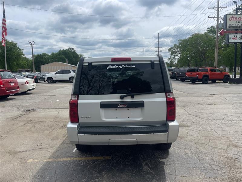 Jeep Commander Sport 4WD 2007