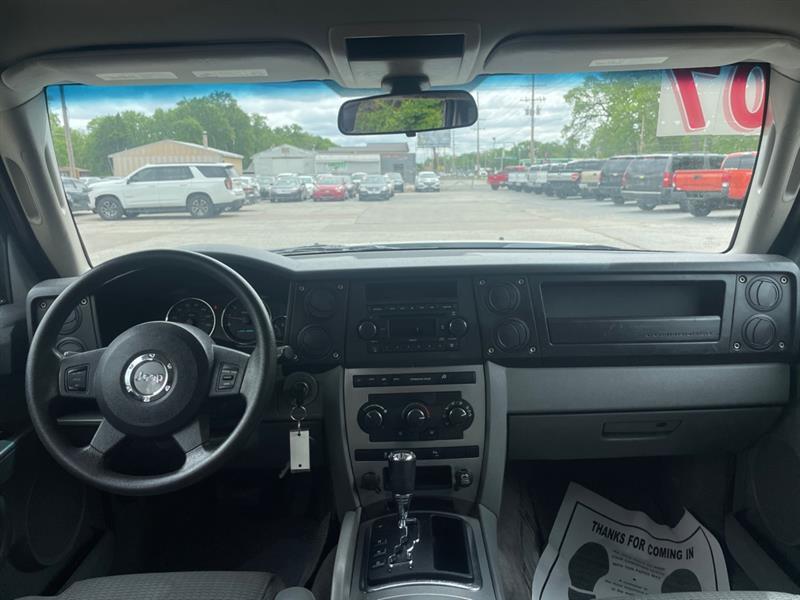 Jeep Commander Sport 4WD 2007