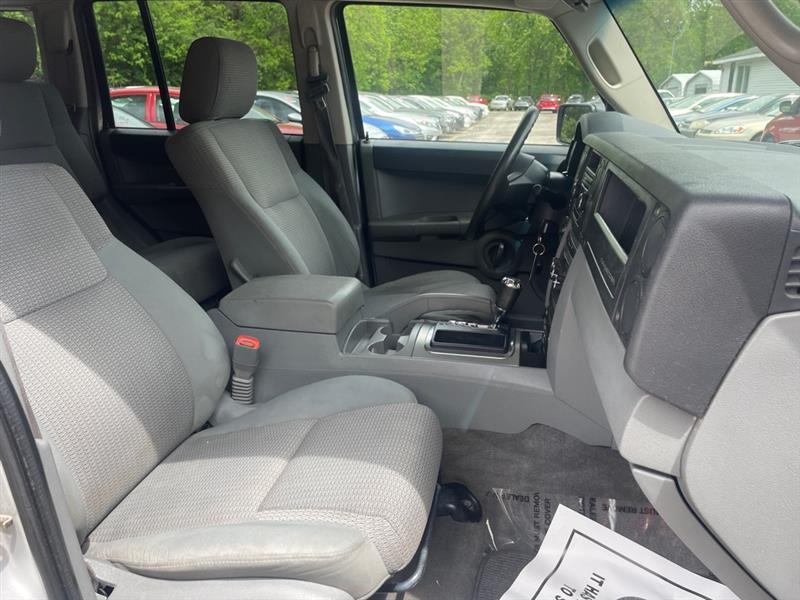 Jeep Commander Sport 4WD 2007