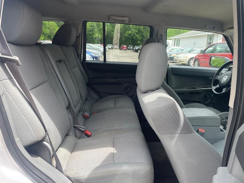 Jeep Commander Sport 4WD 2007