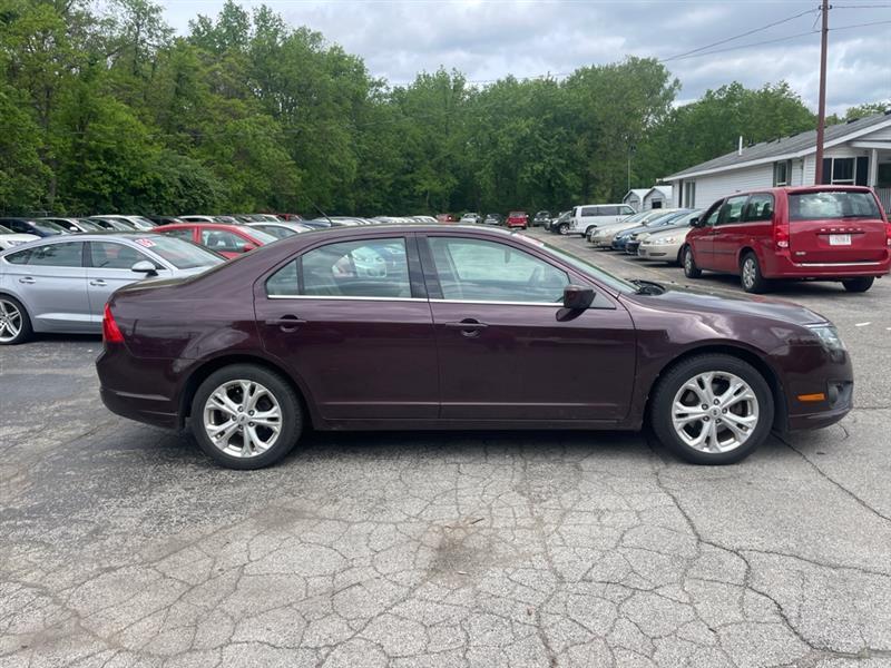 Ford Fusion SE 2012