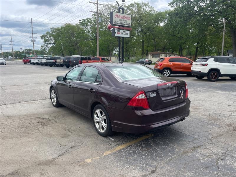 Ford Fusion SE 2012