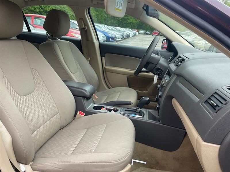 Ford Fusion SE 2012